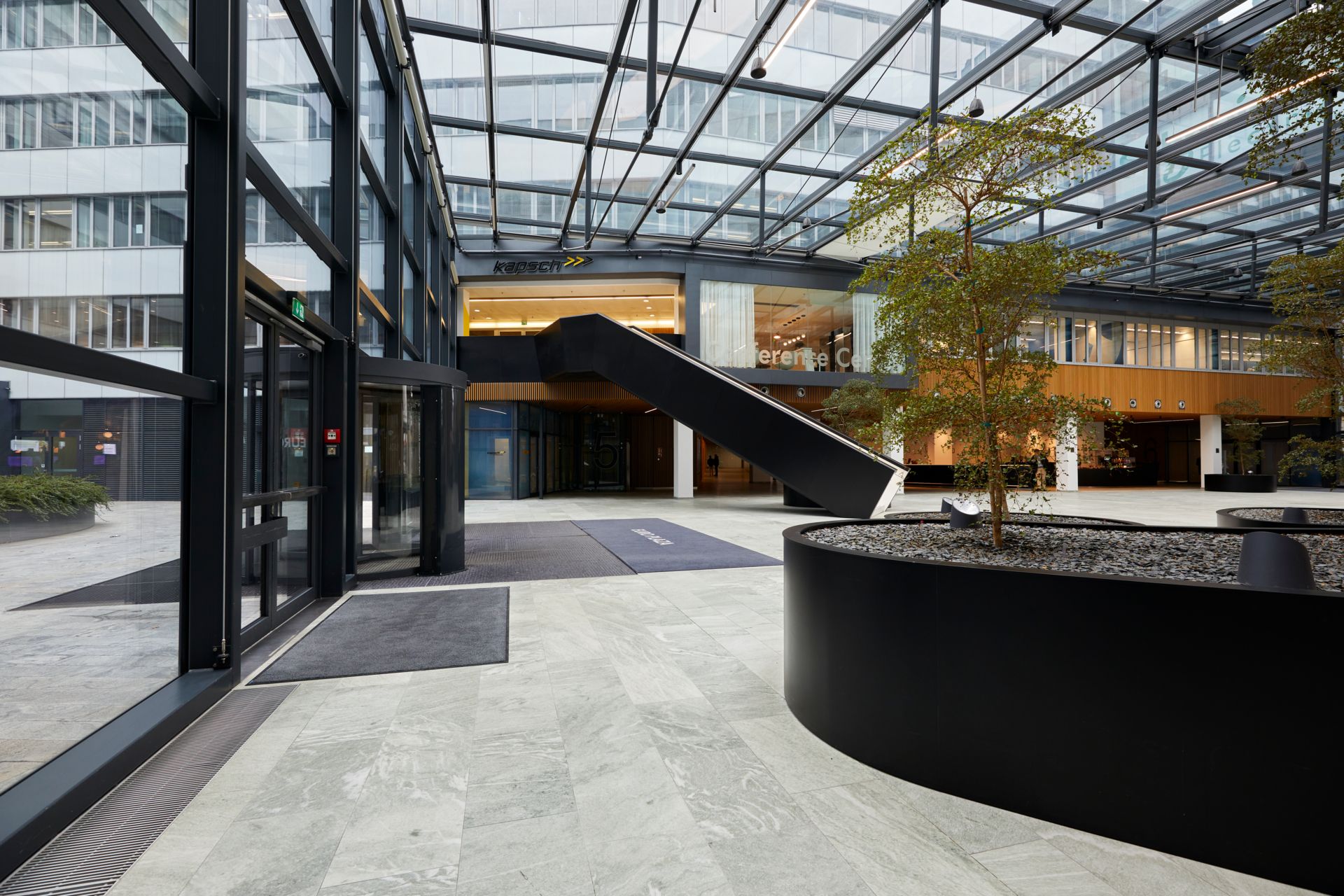 Wien Headquarter Europlaza Lobby